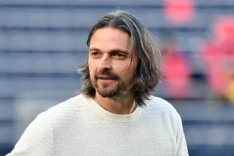 Откраднал пингвин и прекарал 101 дни в сингапурски затвор стана спортен директор на Митов в Абърдийн